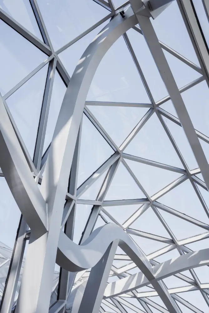 Çelik Konstrüksiyon Çatılar: Güçlü ve Dayanıklı Çözümler
